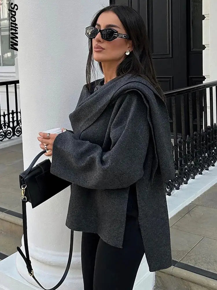 elegant knitted cape coat - di supremo