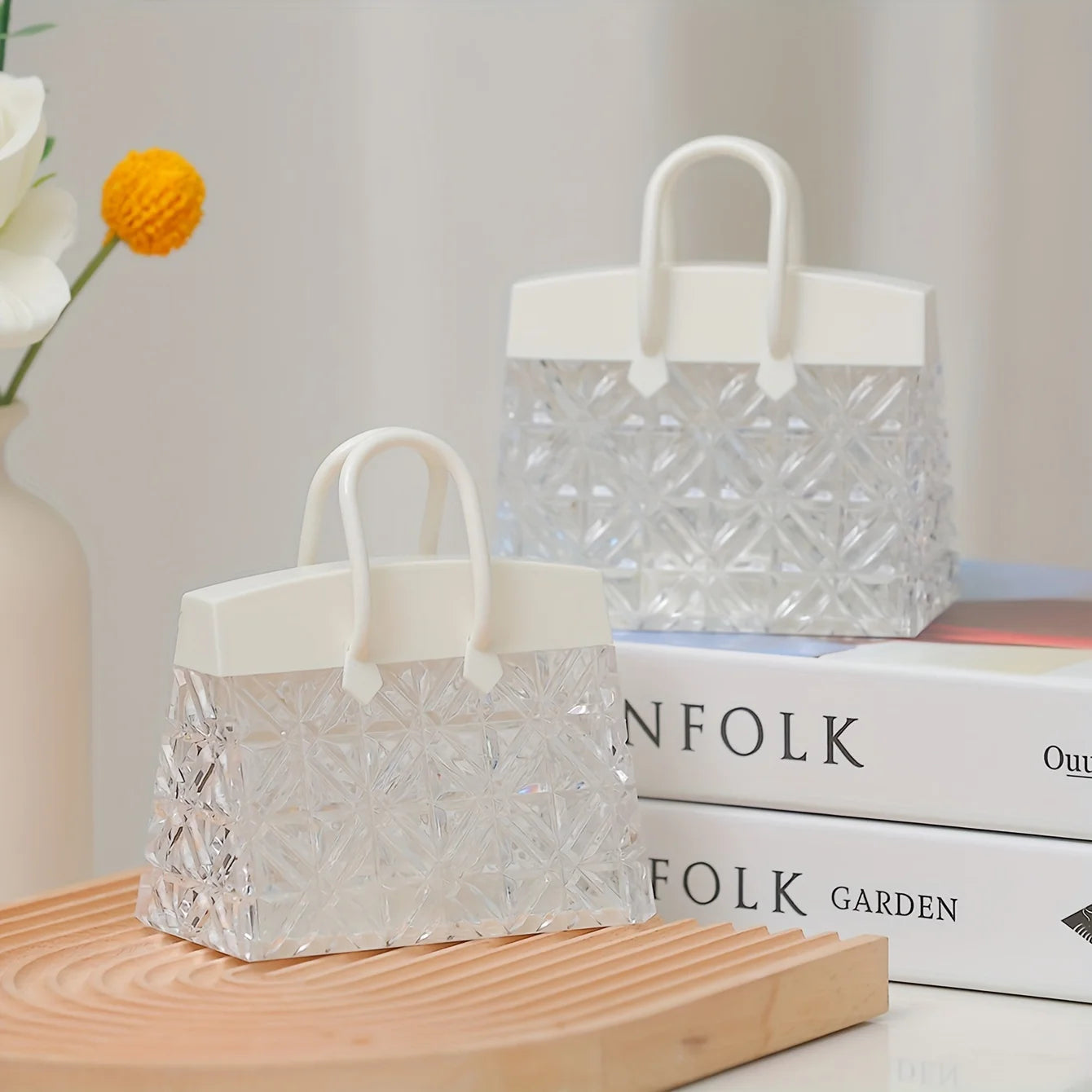 handbag-shaped led table lamp - di supremo